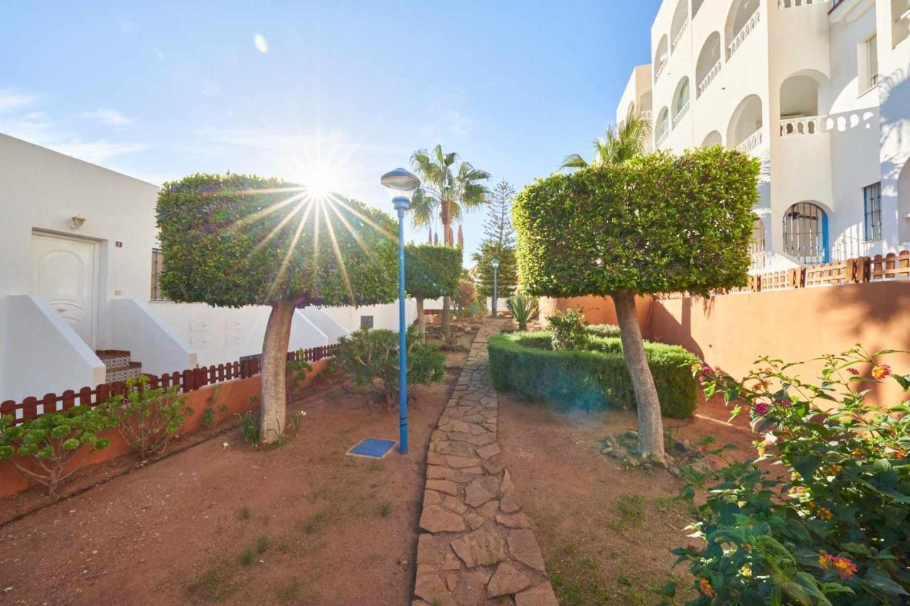 Apartamento Balcón de San José piscina parking Exterior foto